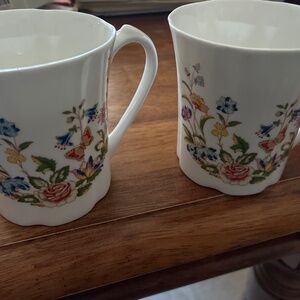 Aynsley Cottage Garden Fine English bone china